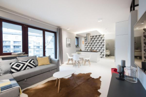 Premium Apartment for Old Town & Jewish Quarter - Balcony plus Pool onsite